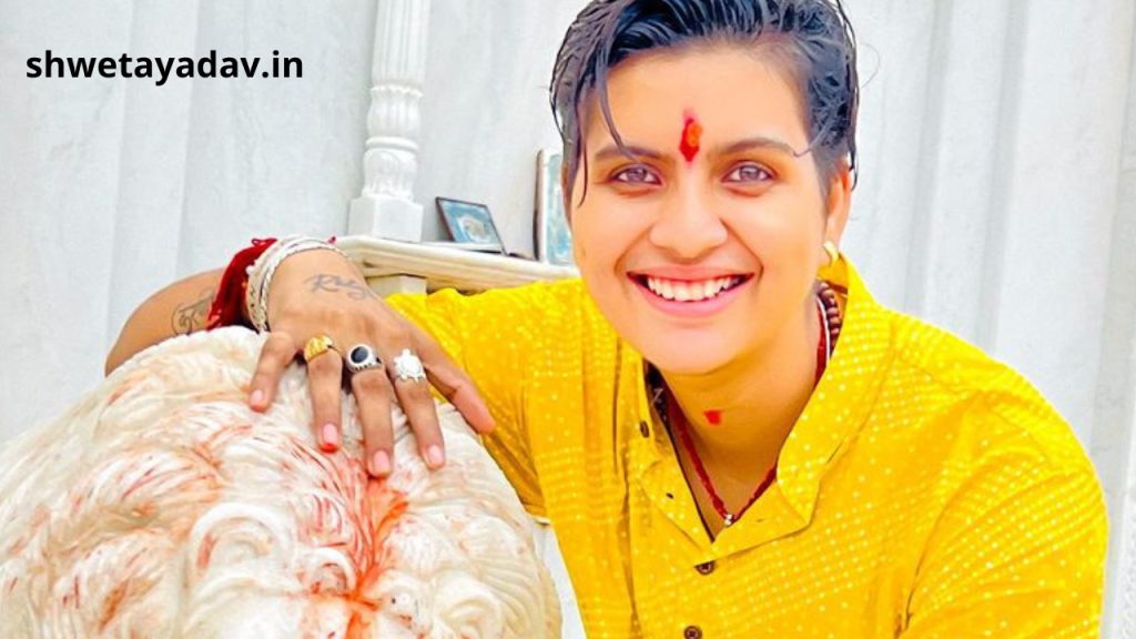 Ratan Chauhan Biography