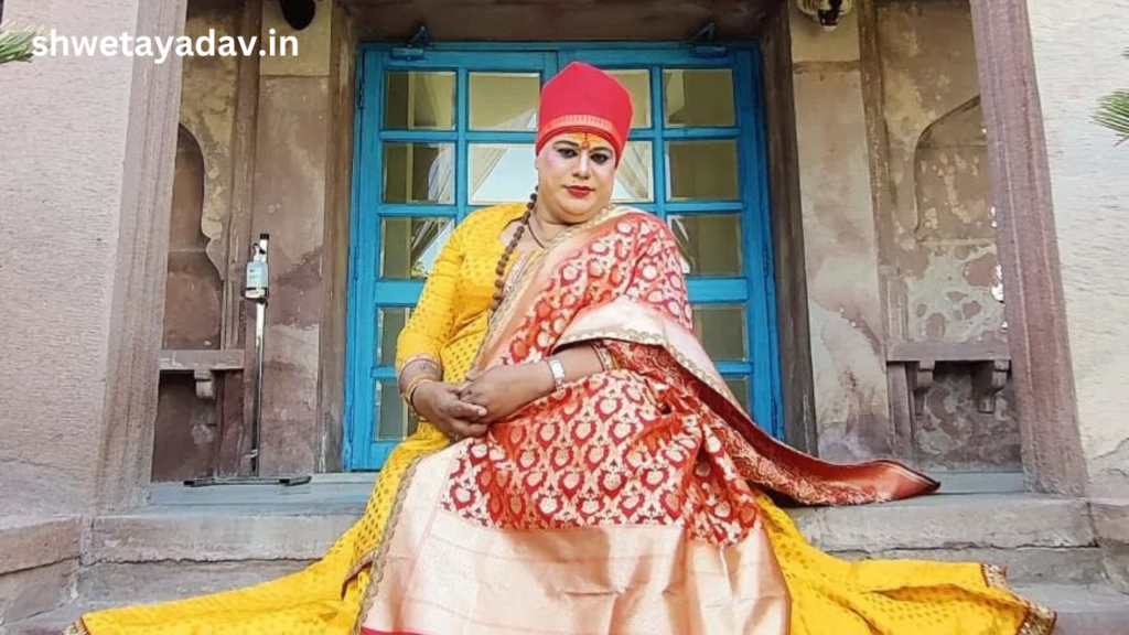 Pavitranand Giri Biography